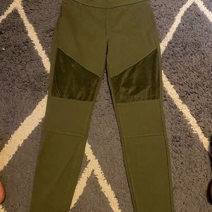 simply vera jeggings slightly worn